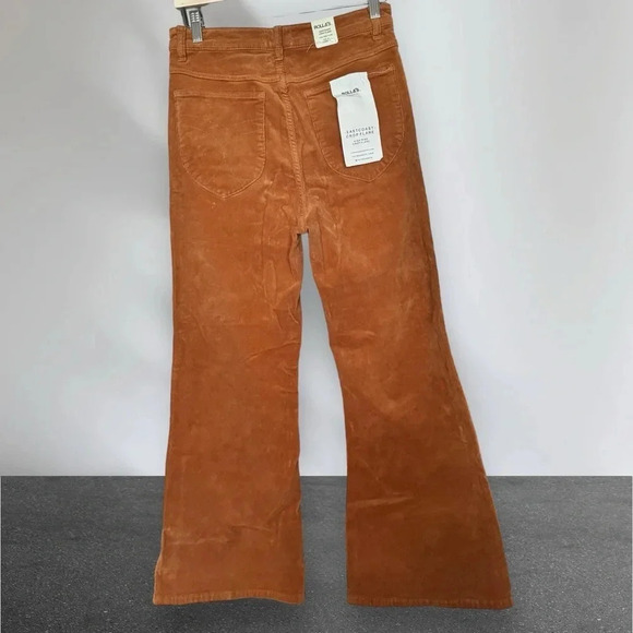 ROLLA’S EASTCOAST CROP FLARE High Rise Flare in Tan Corduroy Size 32 - Picture 5 of 14